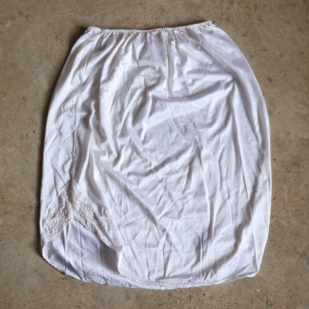 Vintage Vanity Fair Ivory Half Slip XL Lace Trim Nylon Slip Skirt Lingerie
